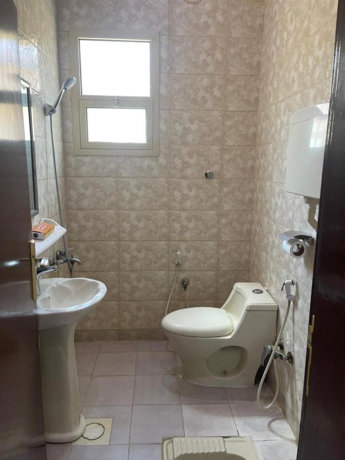 Spacious Apartments At Basla St 3 Mins From King Fahd Stadium リヤード エクステリア 写真